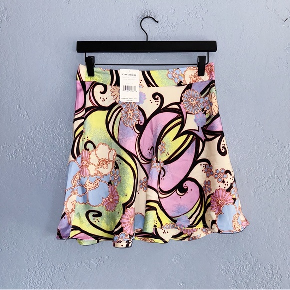 Free People Whimsical Mini Skirt In Sugar and Spice Size 4 - Picture 1 of 5